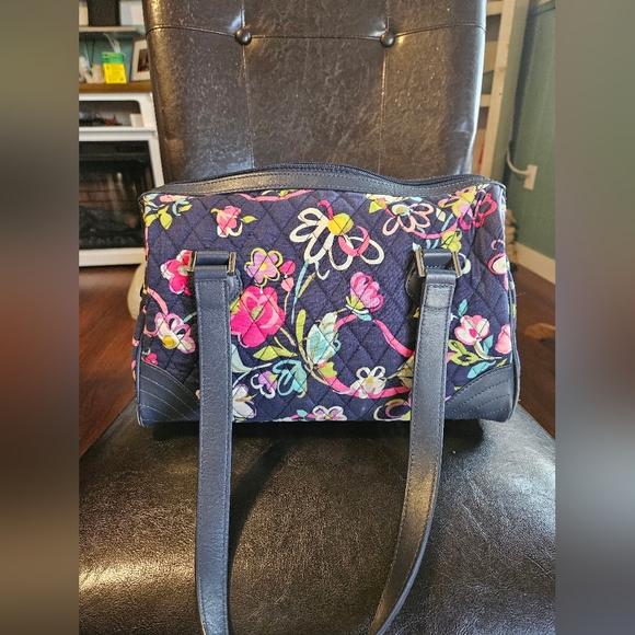 Vera Bradley purse and wallet set. Used but still in good condition. - Picture 5 of 8